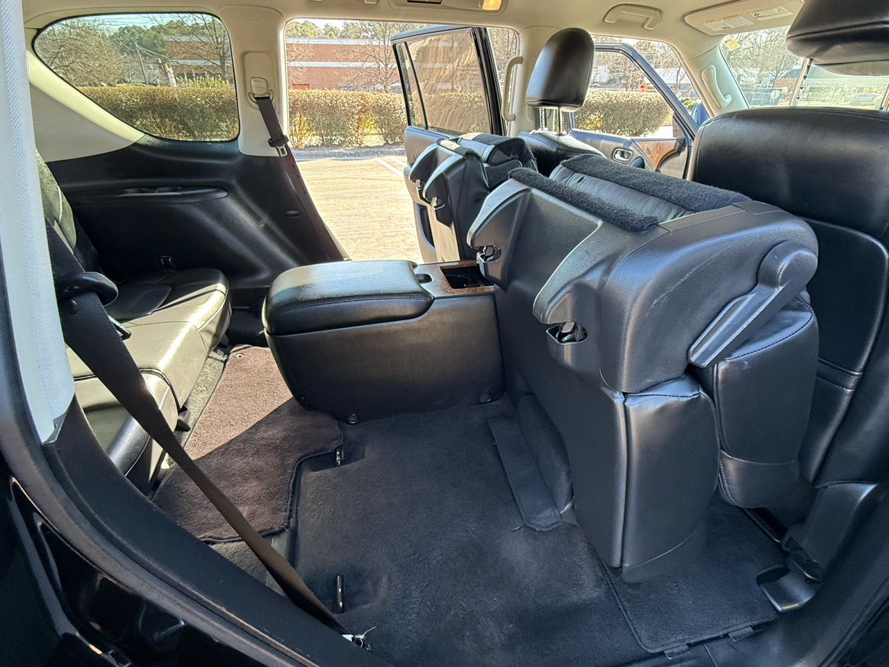 Nissan Armada 4x4 SL 2021