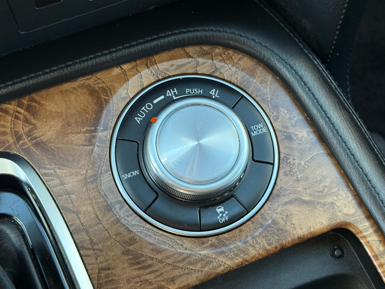 Nissan Armada 4x4 SL 2021