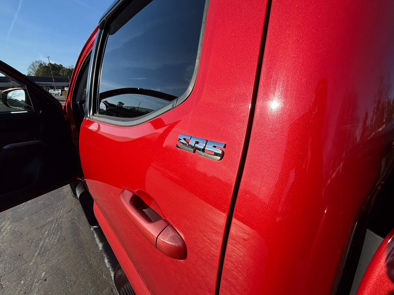 Toyota Tacoma 4WD Double Cab V6 AT SR5 (Natl) 2018