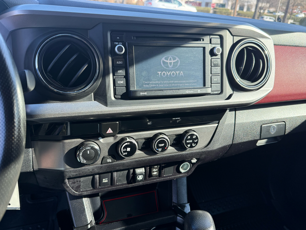 Toyota Tacoma 4WD Double Cab V6 AT SR5 (Natl) 2018