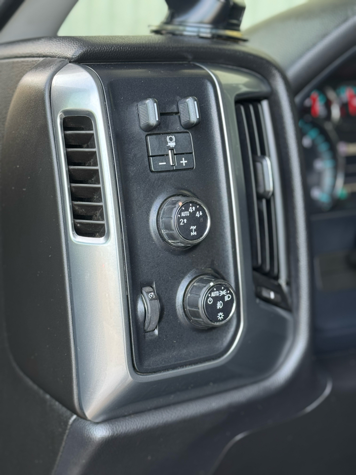 Chevrolet Silverado 1500 4WD Crew Cab 153.0" LT w/1LT 2015