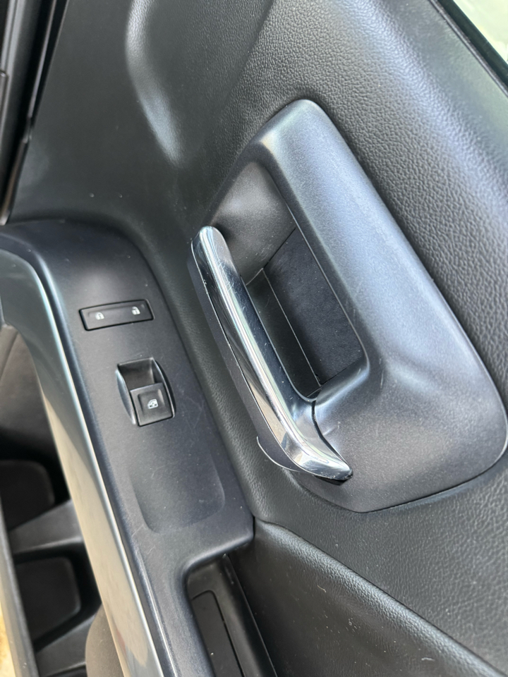 Chevrolet Silverado 1500 4WD Crew Cab 153.0" LT w/1LT 2015