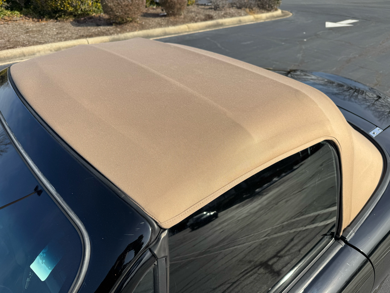 Mazda MX-5 Miata 2dr Conv Cloth Auto 2002