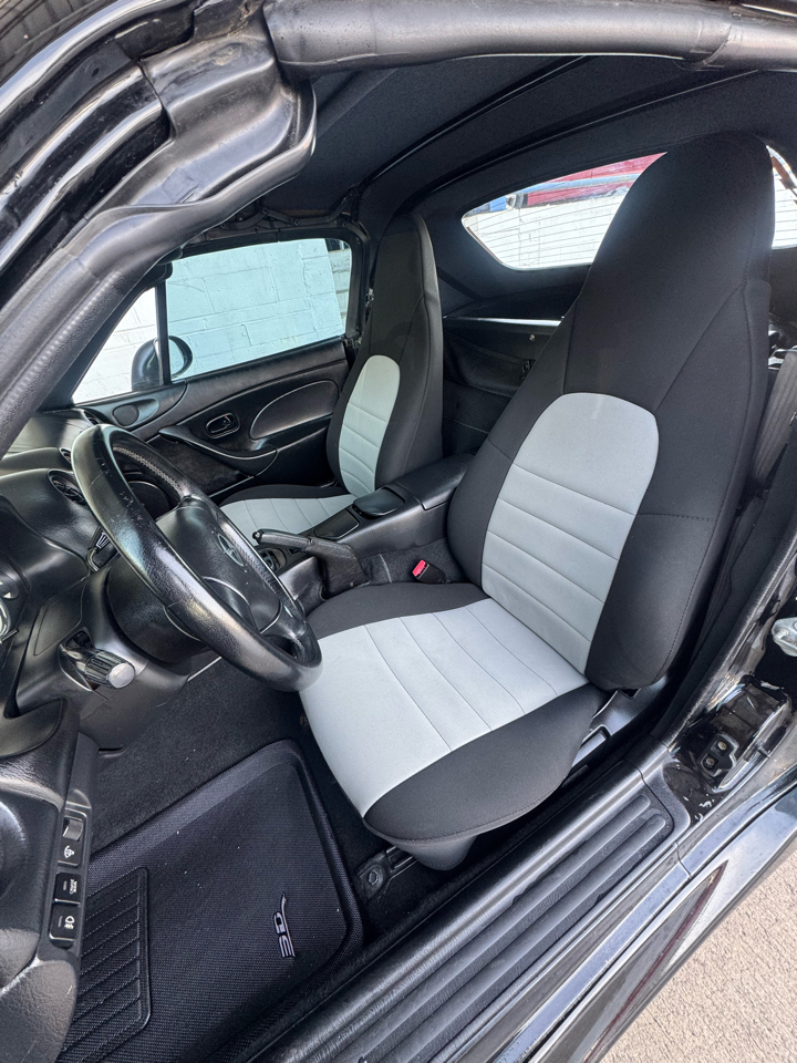 Mazda MX-5 Miata 2dr Conv Cloth Auto 2002