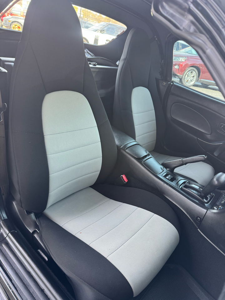 Mazda MX-5 Miata 2dr Conv Cloth Auto 2002