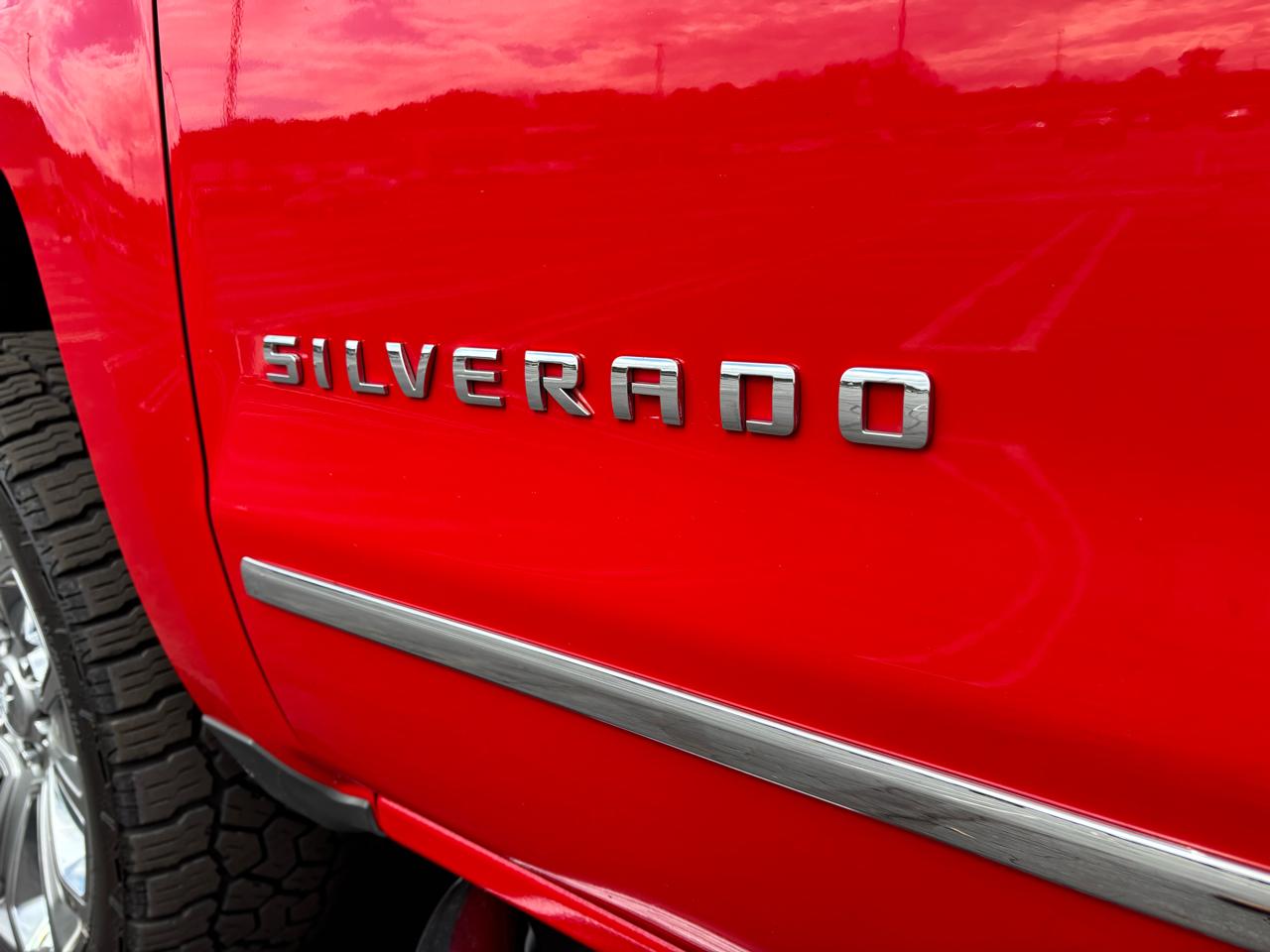 Chevrolet Silverado 1500 LTZ Crew Cab 4WD 2015