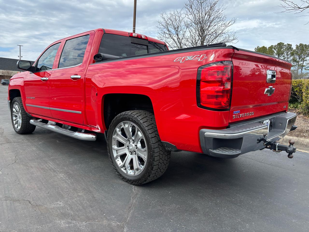 Chevrolet Silverado 1500 LTZ Crew Cab 4WD 2015