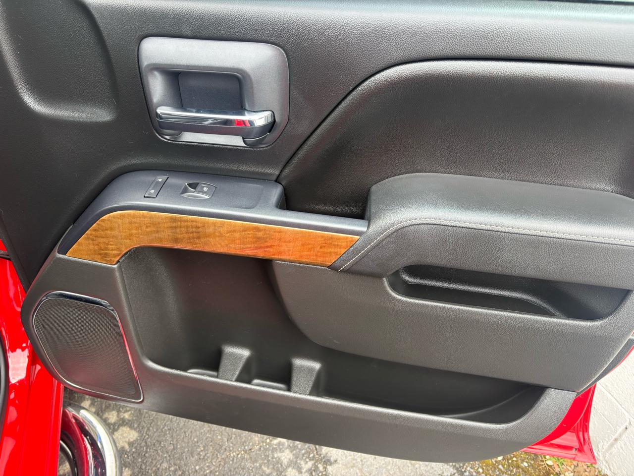 Chevrolet Silverado 1500 LTZ Crew Cab 4WD 2015