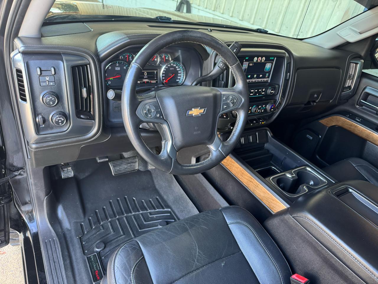 Chevrolet Silverado 1500 4WD Crew Cab 143.5" LTZ w/1LZ 2015