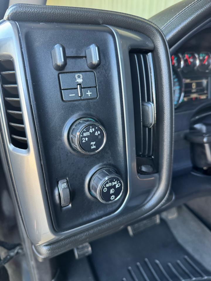 Chevrolet Silverado 1500 4WD Crew Cab 143.5" LTZ w/1LZ 2015