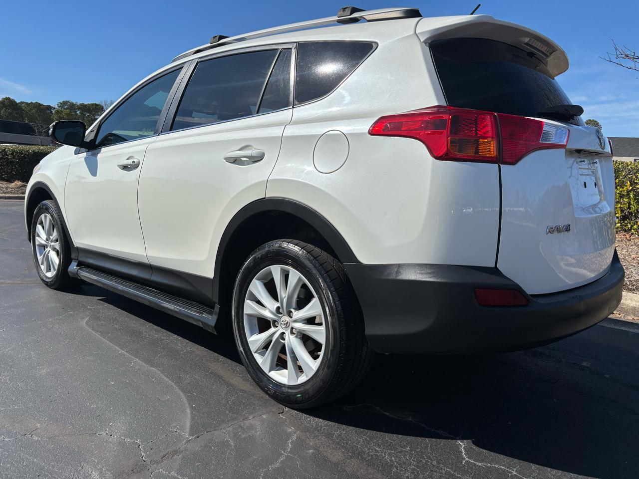 Toyota RAV4 AWD 4dr Limited (Natl) 2013