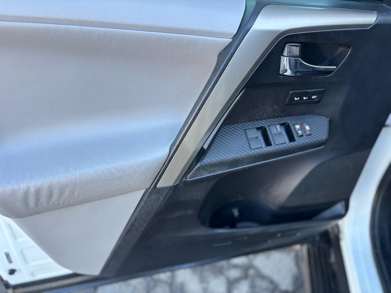 Toyota RAV4 AWD 4dr Limited (Natl) 2013