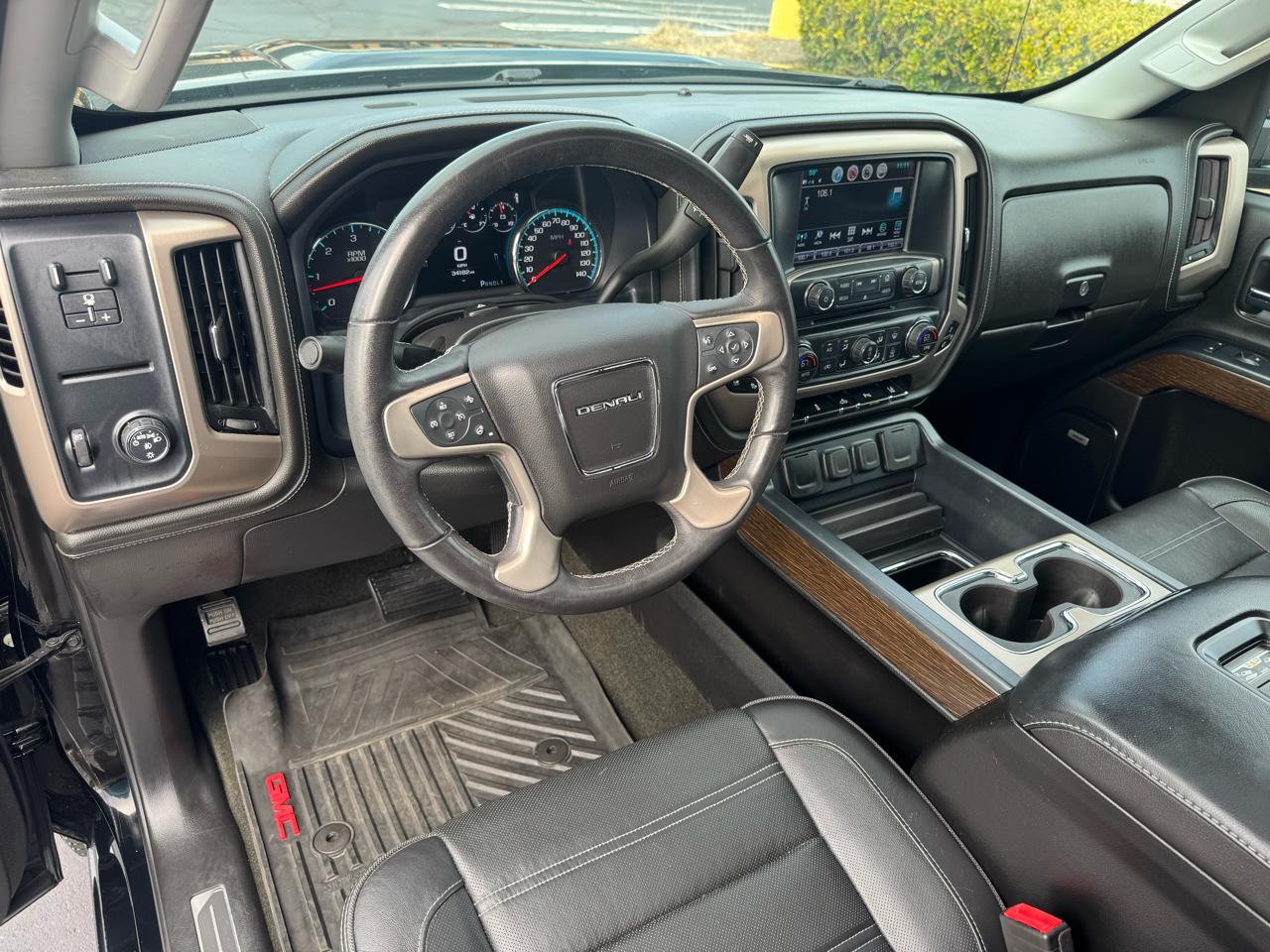 GMC Sierra 2500HD 2WD Crew Cab 153.7" Denali 2018