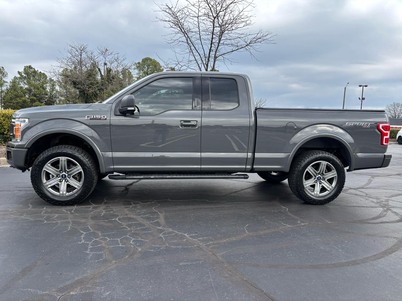 Ford F-150 XLT 4WD 2018