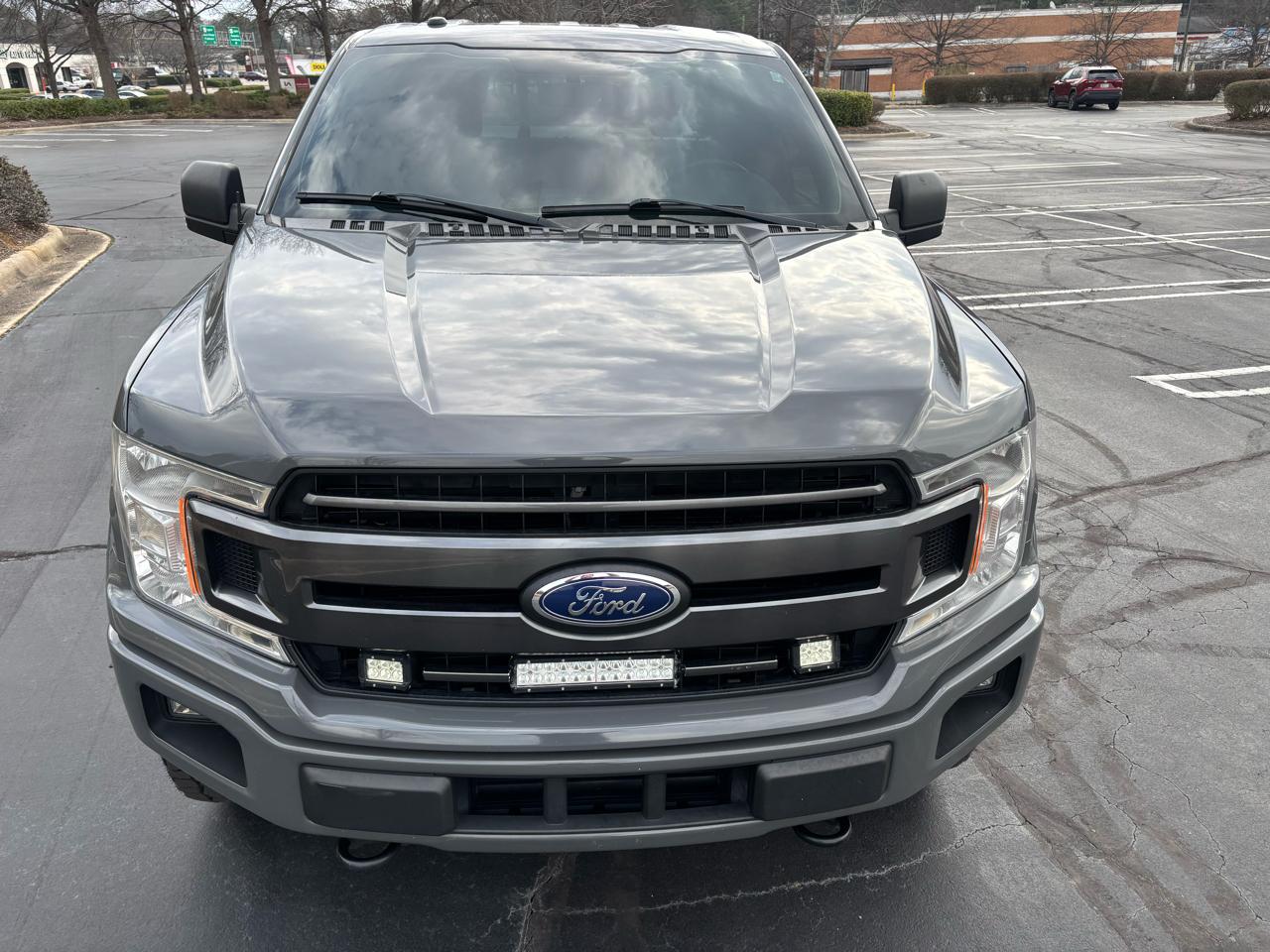 Ford F-150 XLT 4WD 2018