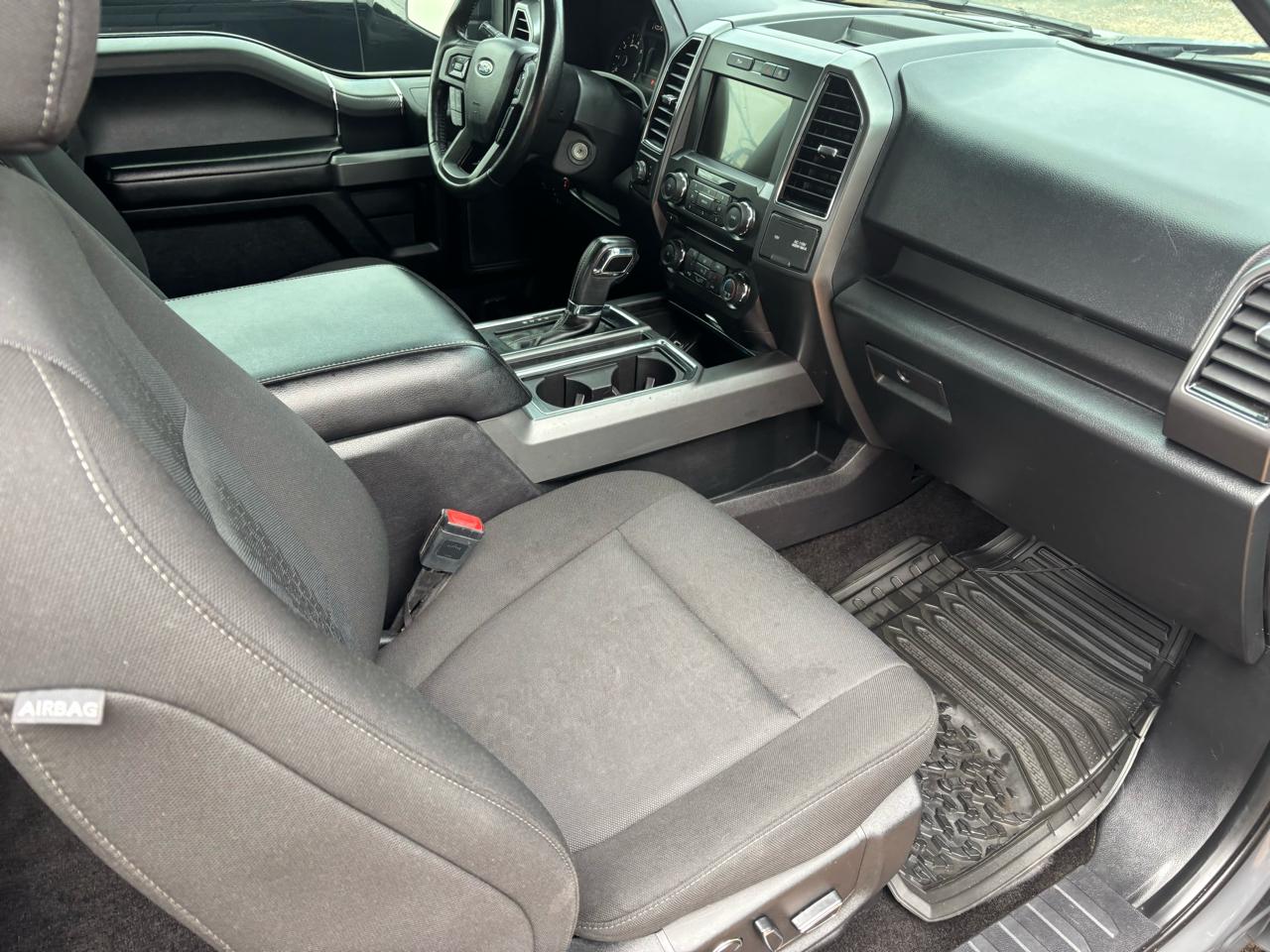 Ford F-150 XLT 4WD 2018