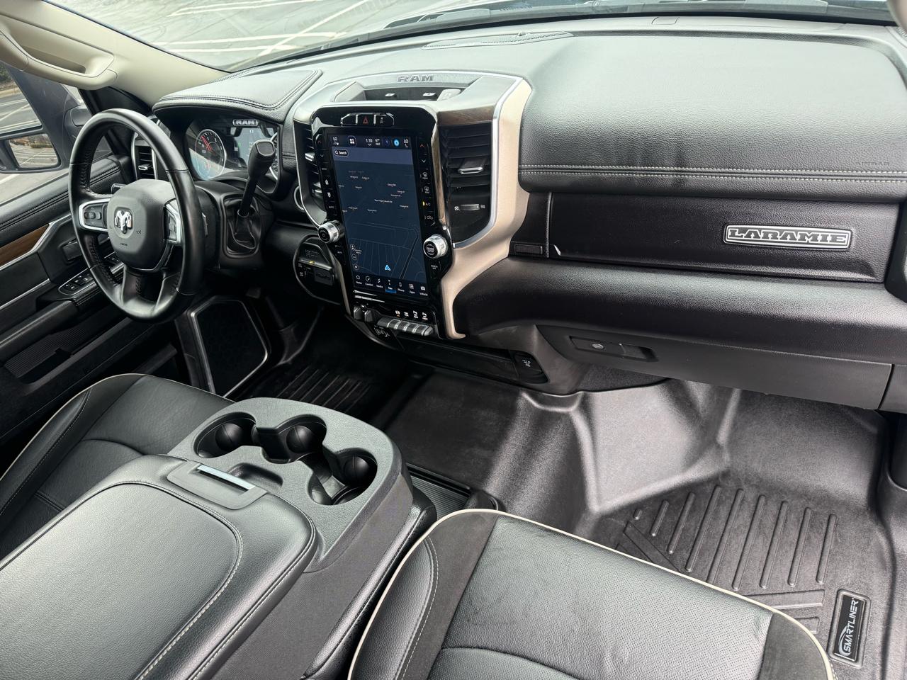 RAM 2500 Laramie 4x4 Crew Cab 6'4" Box 2024