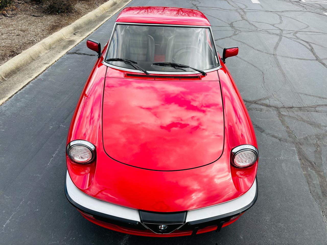 Alfa Romeo Spider Veloce convertible 1986