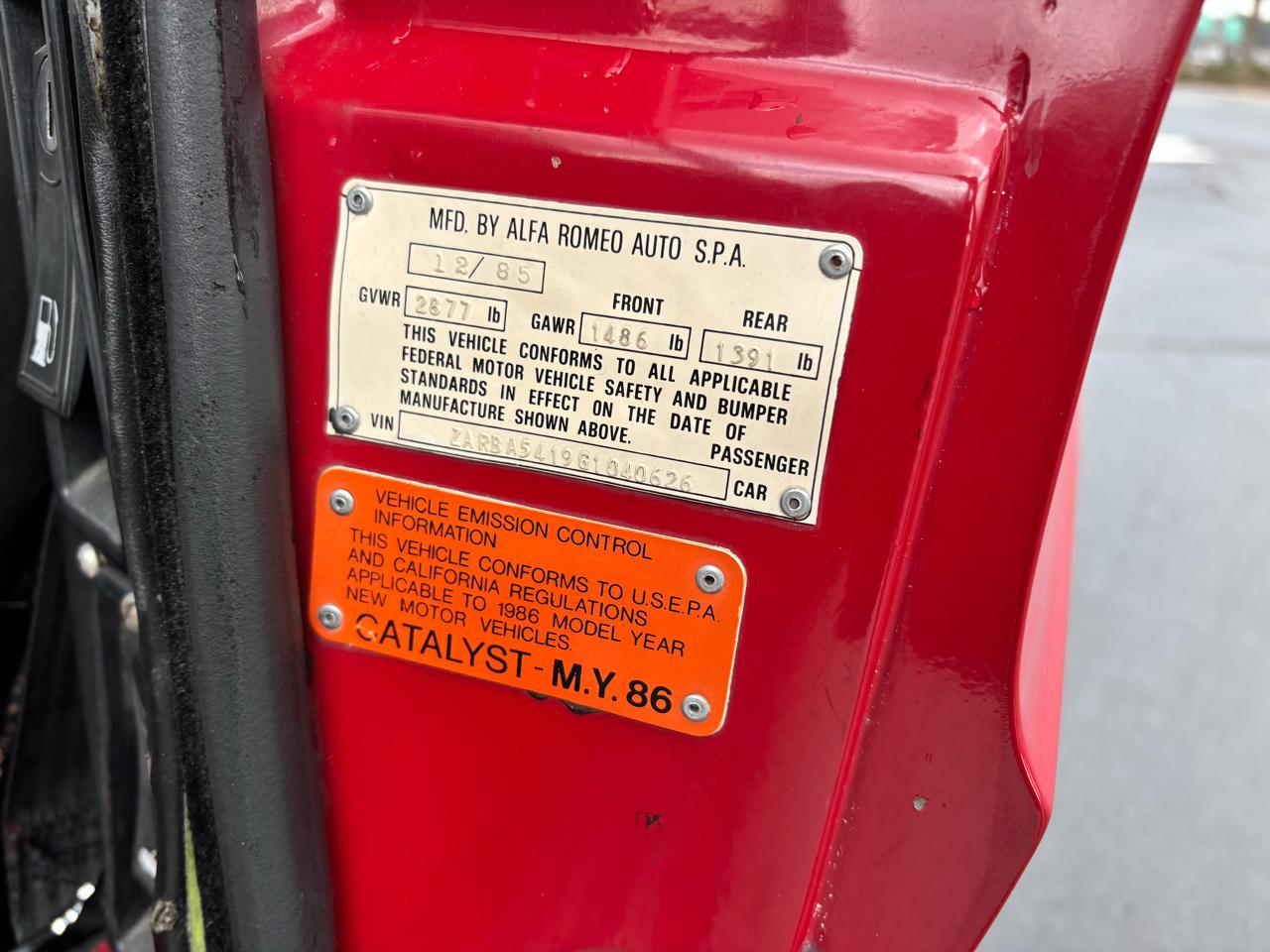 Alfa Romeo Spider Veloce convertible 1986