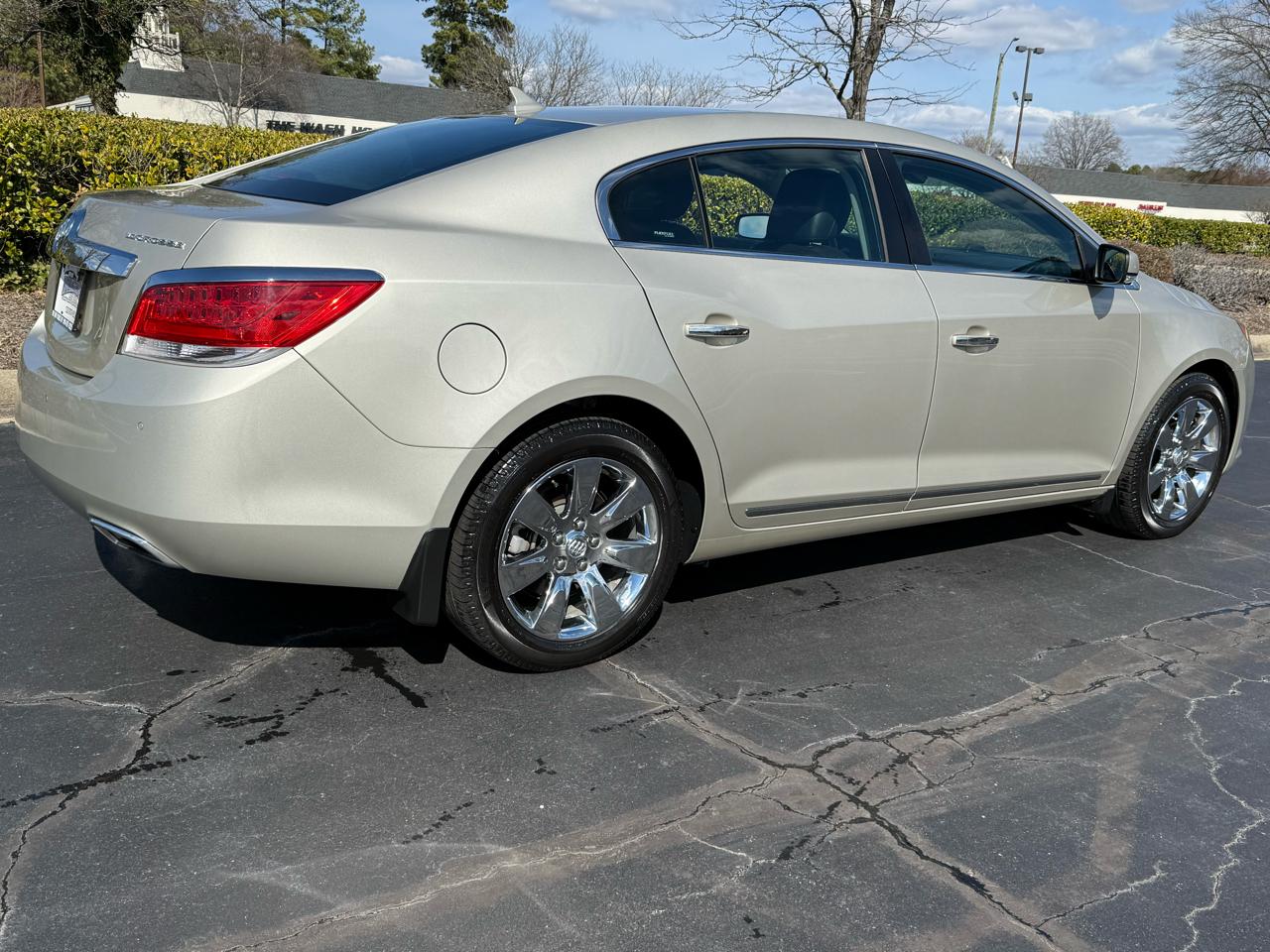 Buick LaCrosse 4dr Sdn Leather FWD 2013