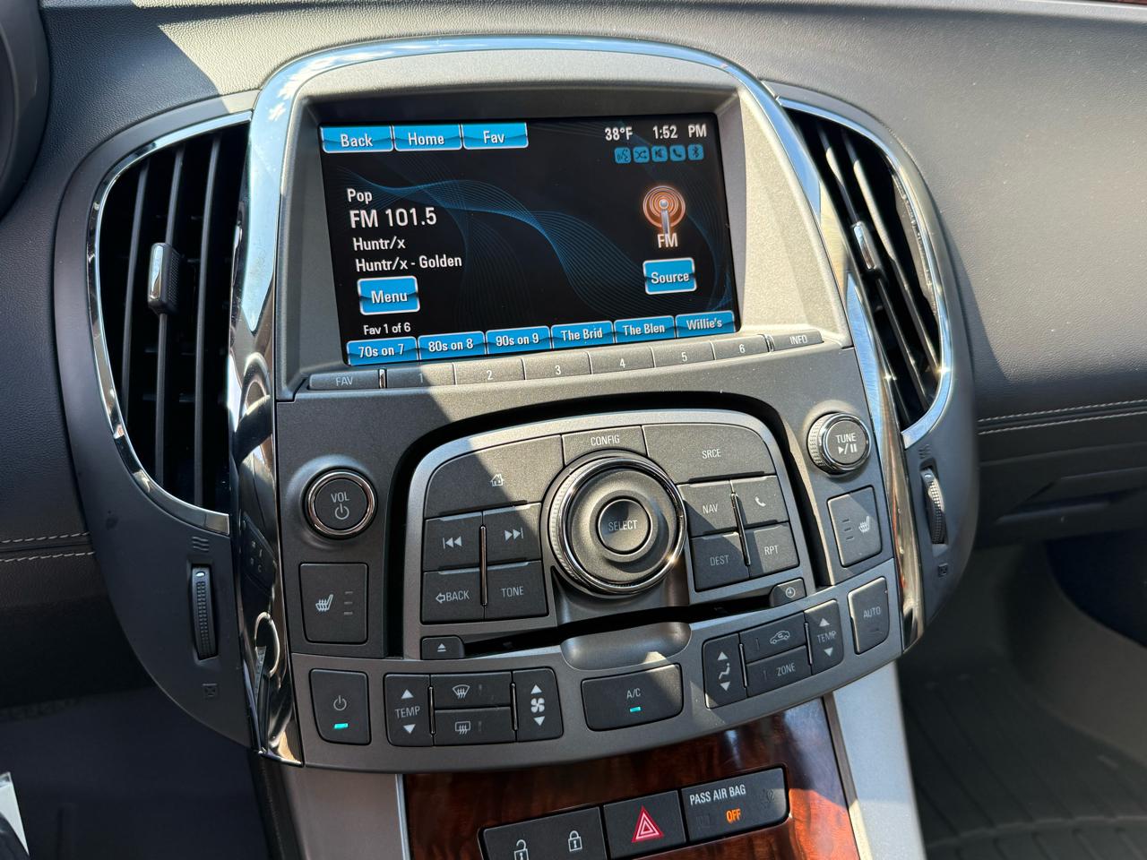 Buick LaCrosse 4dr Sdn Leather FWD 2013