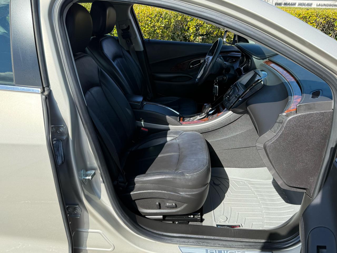 Buick LaCrosse 4dr Sdn Leather FWD 2013