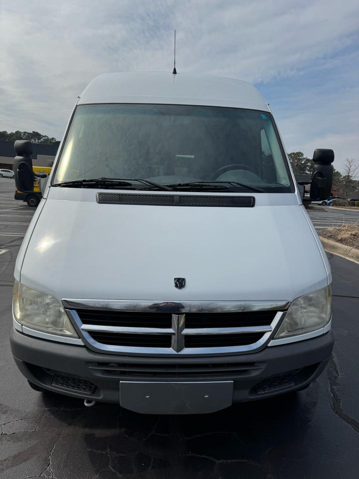 Dodge Sprinter 2500 SHC 140" WB 2006