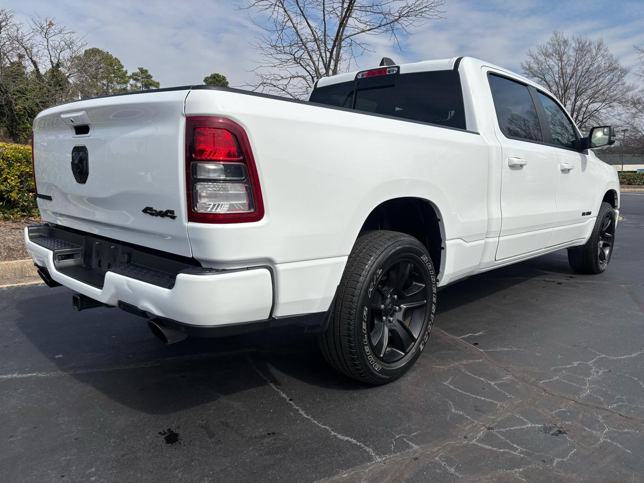 RAM 1500 Big Horn 4x4 Crew Cab 6'4" Box 2022