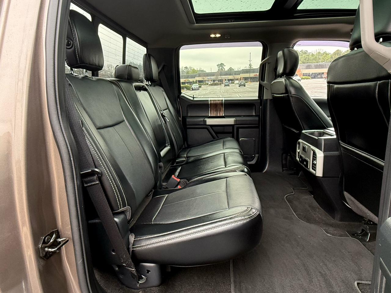 Ford F-150 4WD SuperCab 145" Lariat 2018