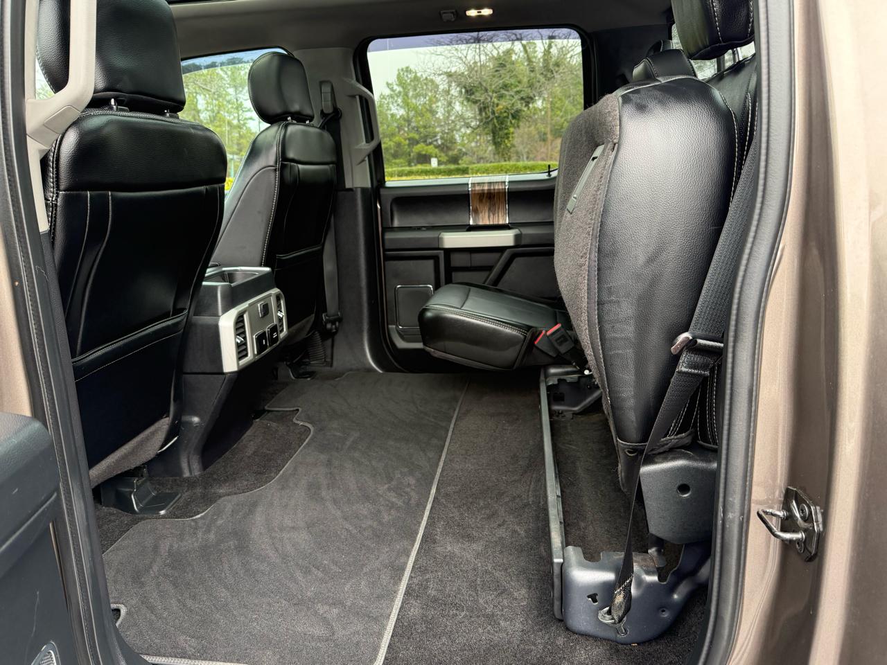 Ford F-150 4WD SuperCab 145" Lariat 2018