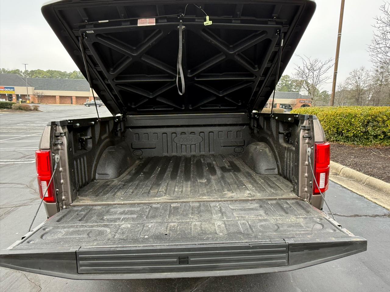 Ford F-150 4WD SuperCab 145" Lariat 2018