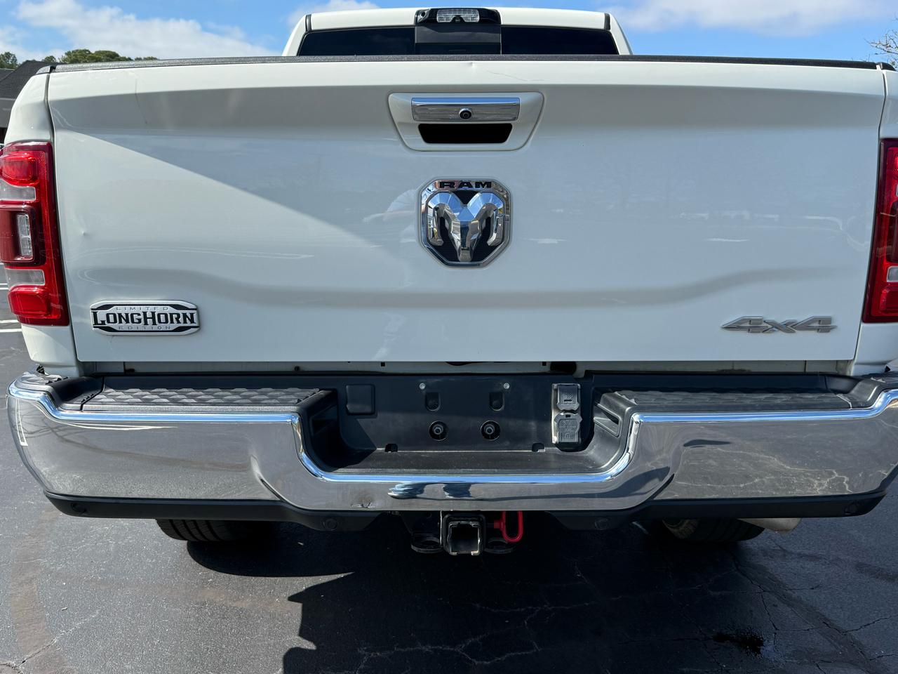 RAM 3500 Longhorn 4x4 Mega Cab 6'4" Box 2022