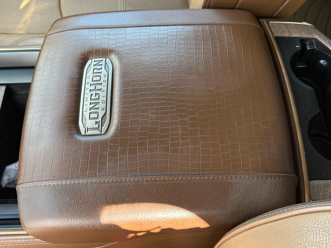 RAM 3500 Longhorn 4x4 Mega Cab 6'4" Box 2022