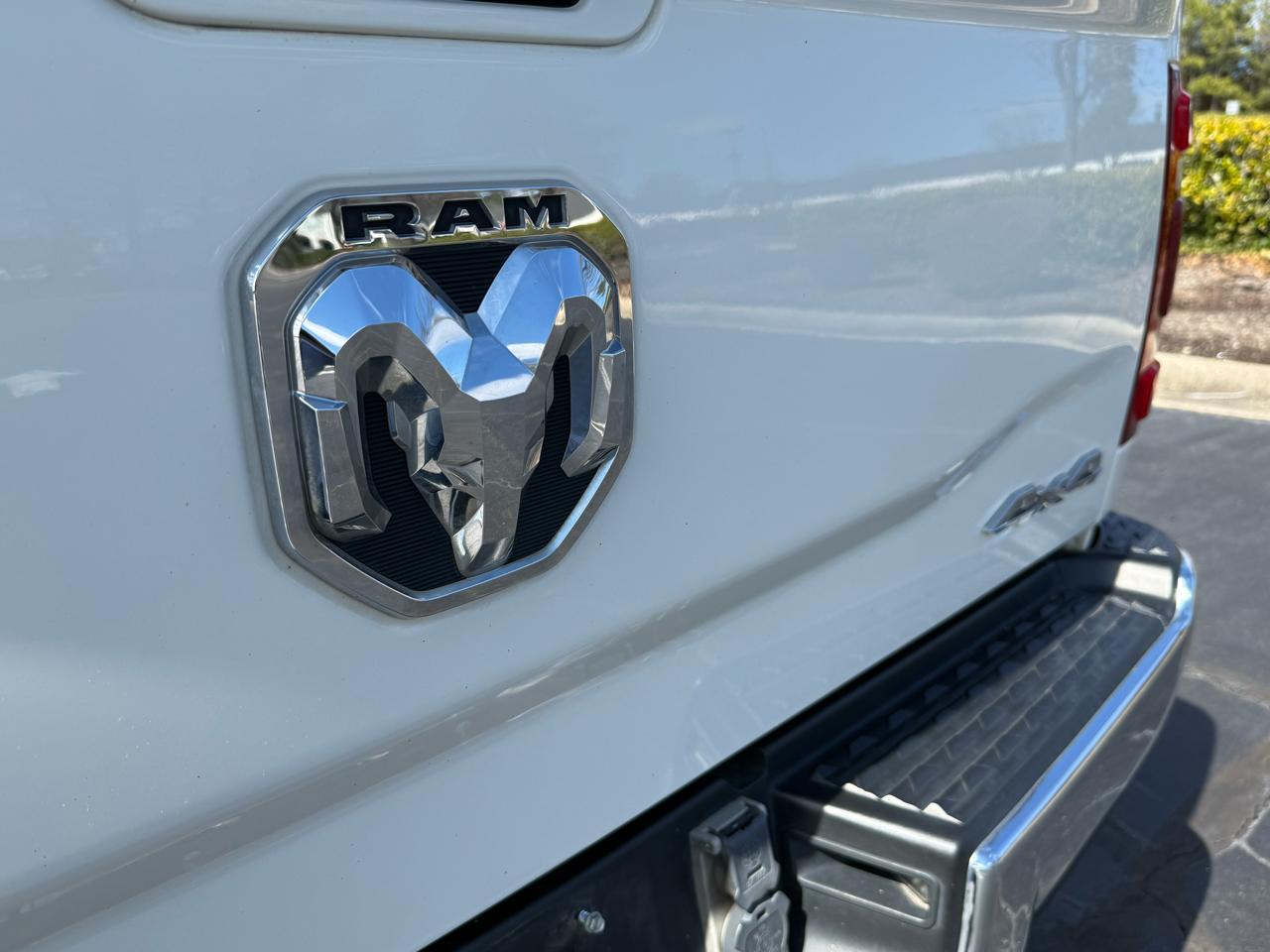 RAM 3500 Longhorn 4x4 Mega Cab 6'4" Box 2022