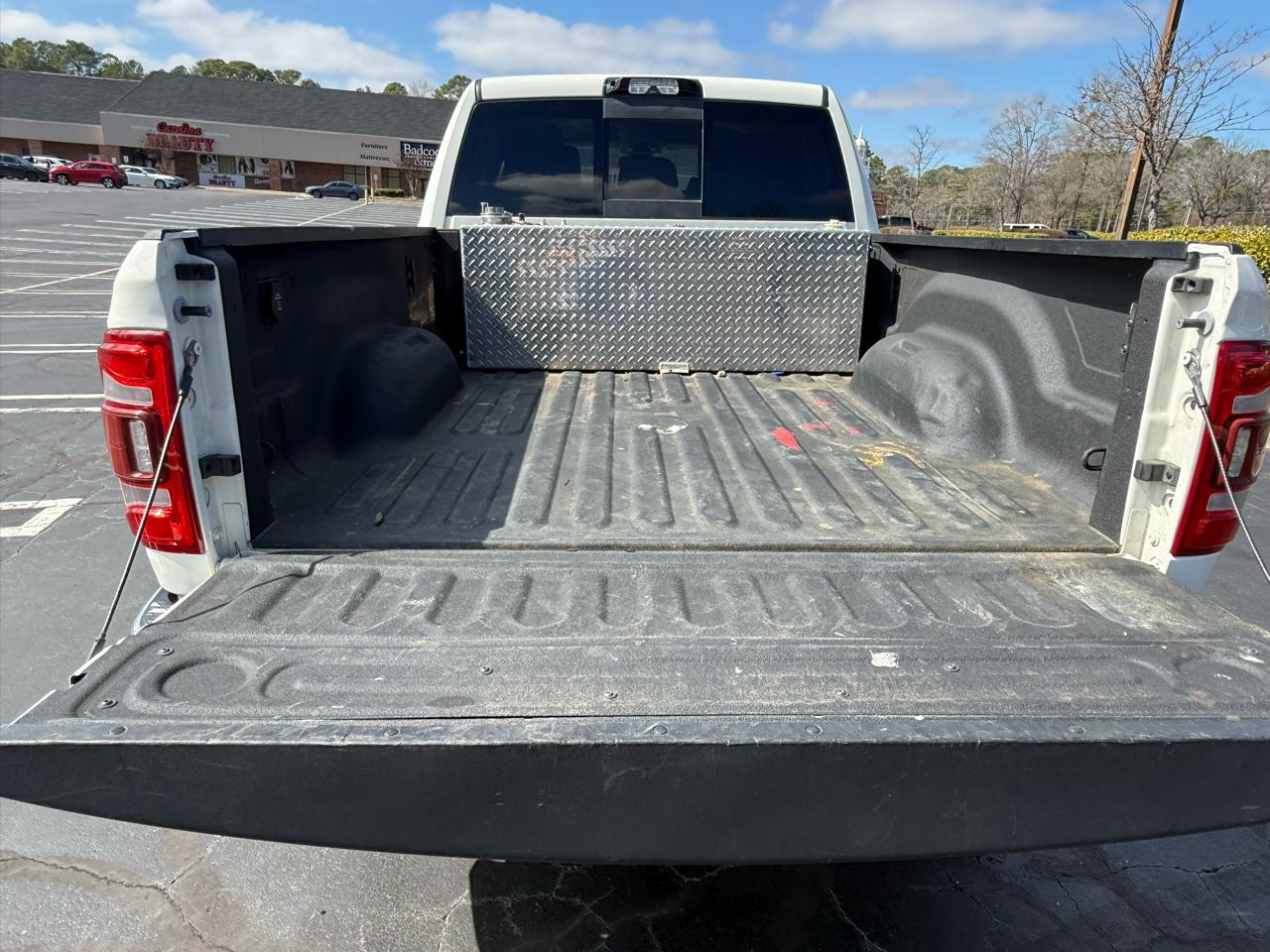 RAM 3500 Longhorn 4x4 Mega Cab 6'4" Box 2022