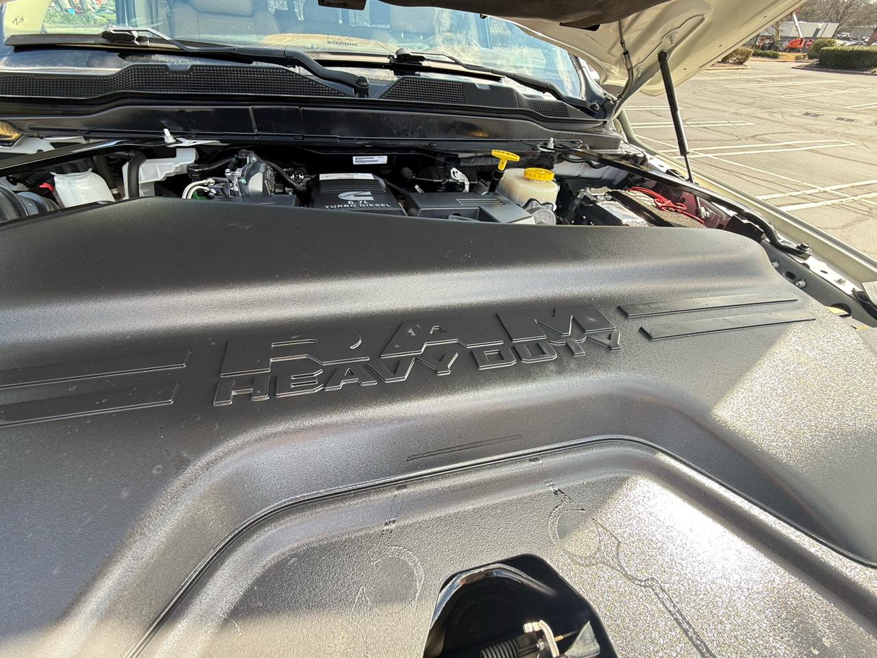 RAM 3500 Longhorn 4x4 Mega Cab 6'4" Box 2022