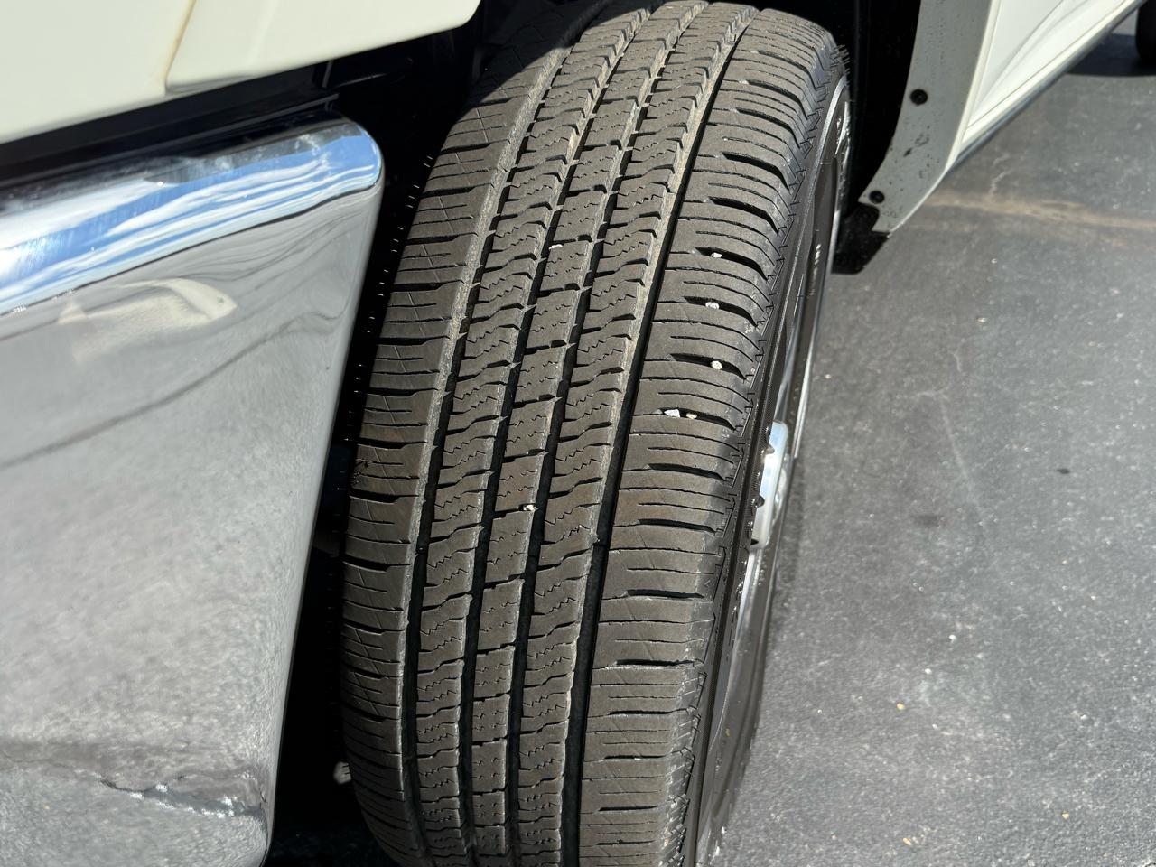 RAM 3500 Longhorn 4x4 Mega Cab 6'4" Box 2022