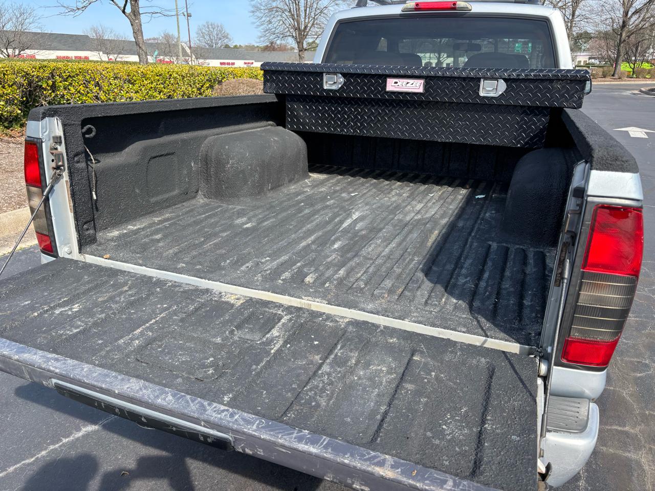 Nissan Frontier XE-V6 Crew Cab 2WD 2003