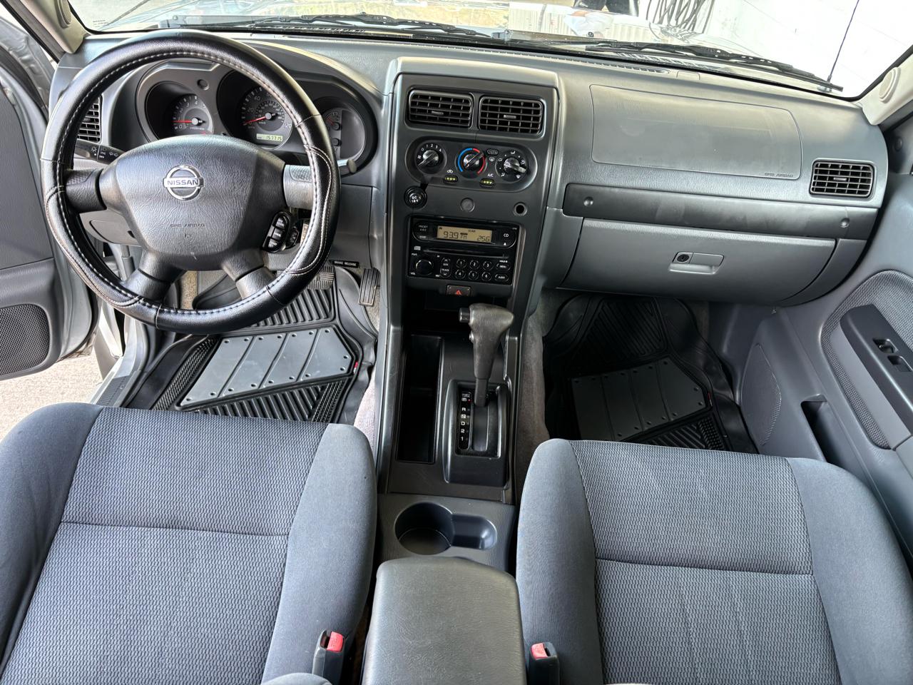 Nissan Frontier XE-V6 Crew Cab 2WD 2003