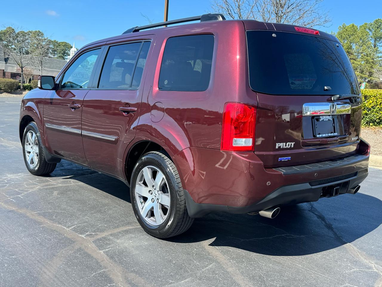 Honda Pilot 2WD 4dr Touring w/RES & Navi 2015