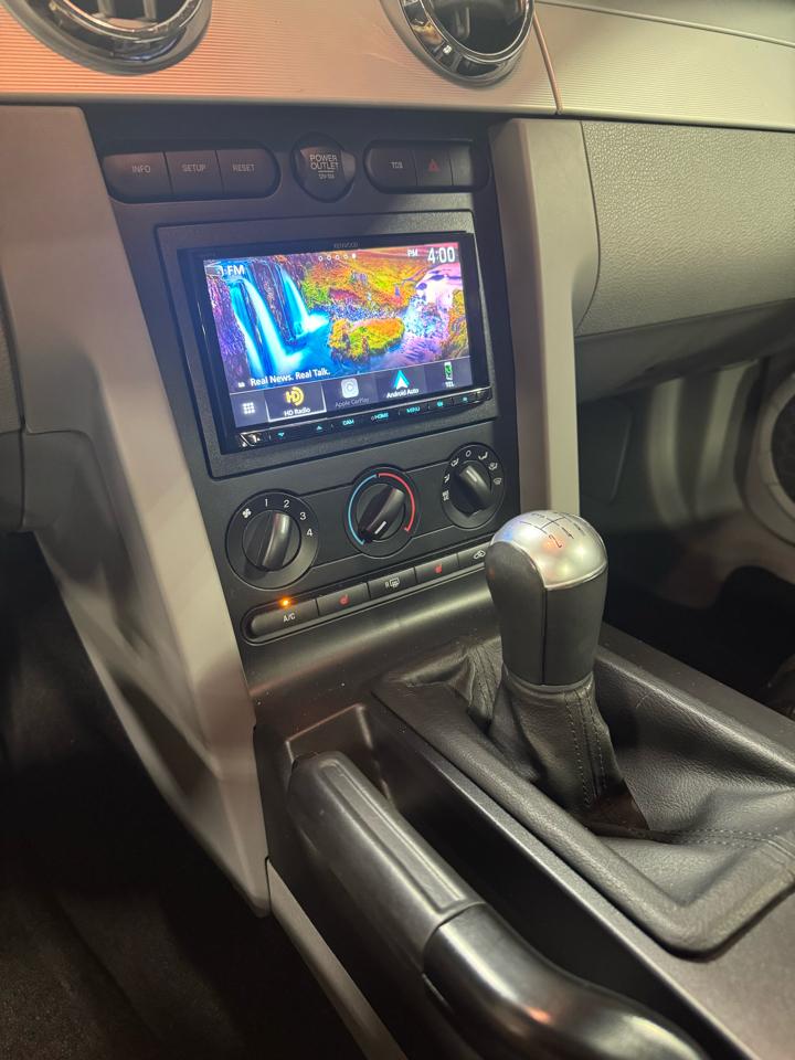 Ford Mustang 2dr Cpe GT Deluxe 2007