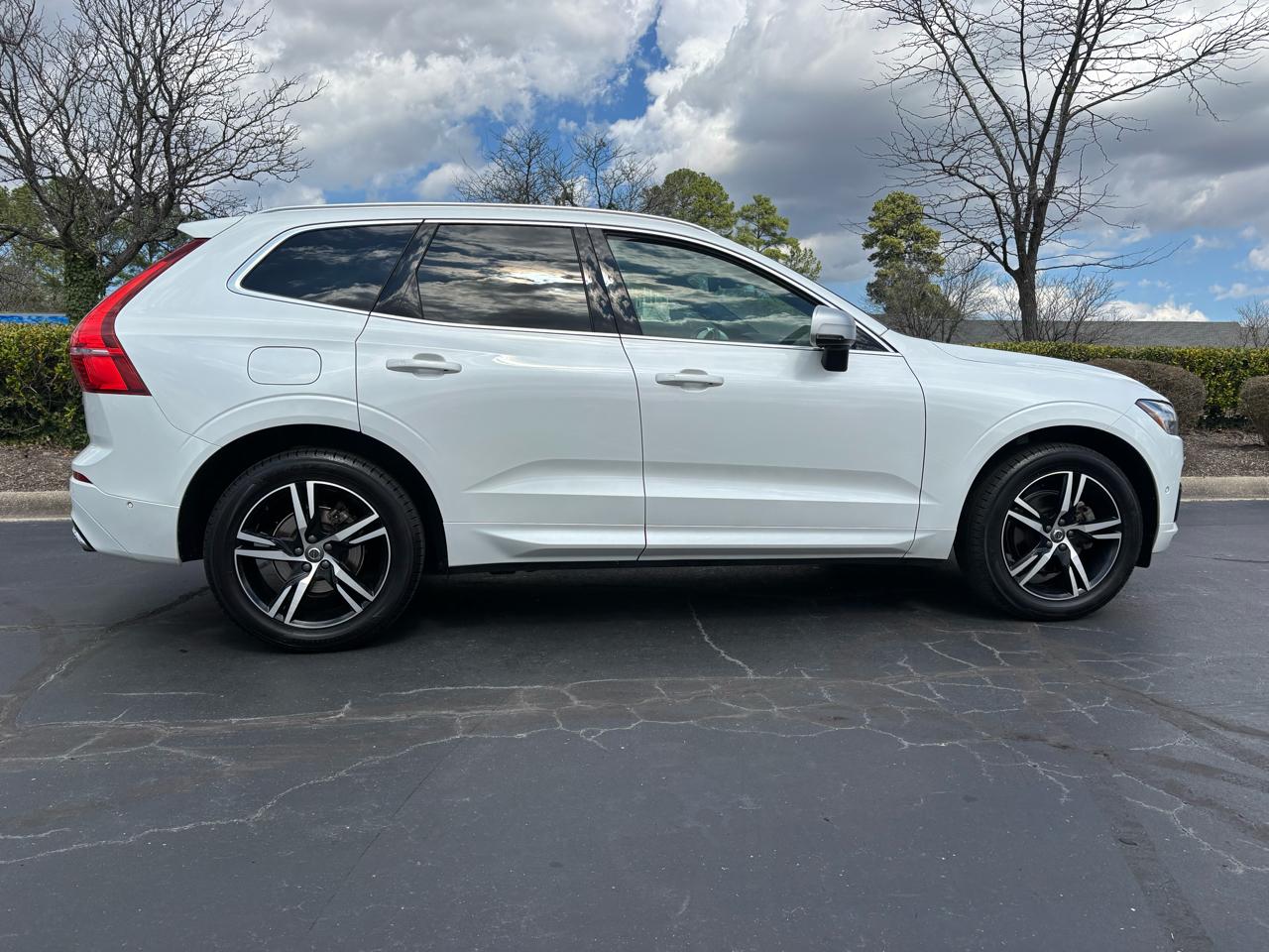 Volvo XC60 T5 AWD R-Design 2019