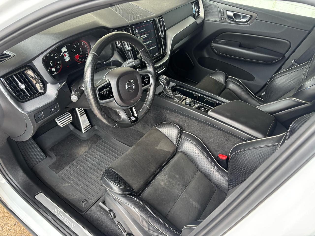 Volvo XC60 T5 AWD R-Design 2019