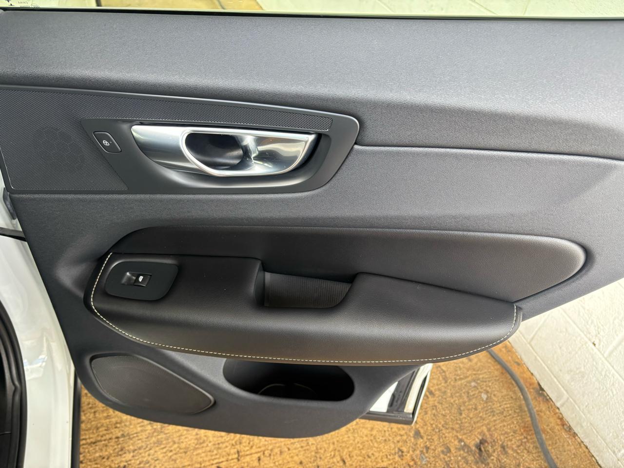 Volvo XC60 T5 AWD R-Design 2019