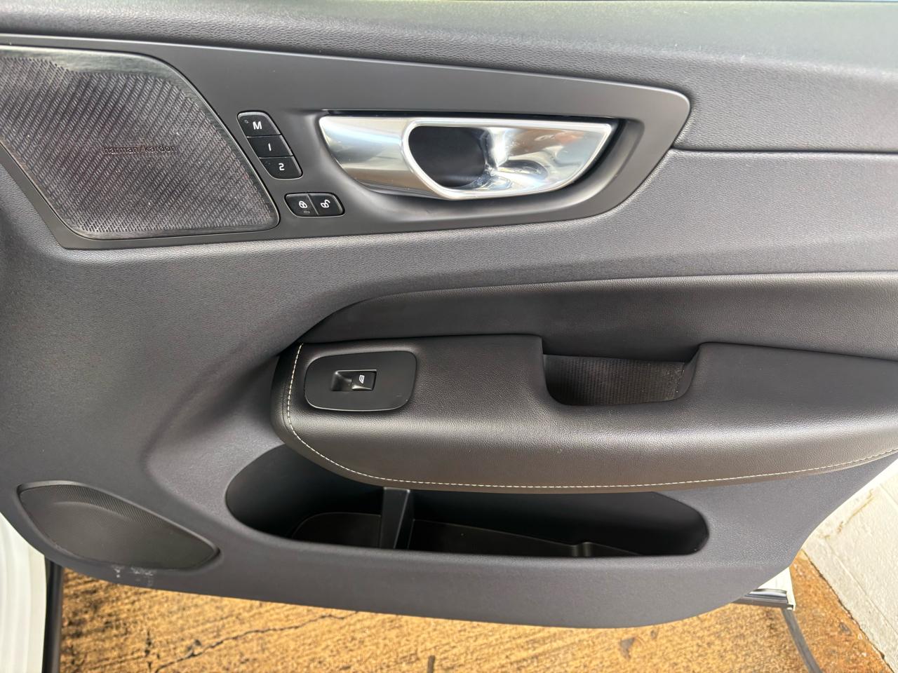 Volvo XC60 T5 AWD R-Design 2019