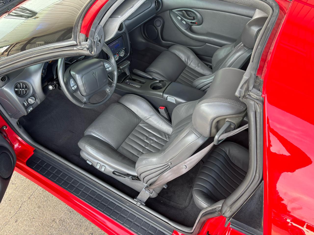 Pontiac Firebird 2dr Cpe Trans Am 1998