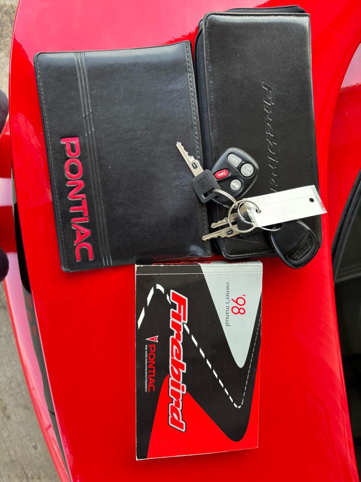 Pontiac Firebird 2dr Cpe Trans Am 1998