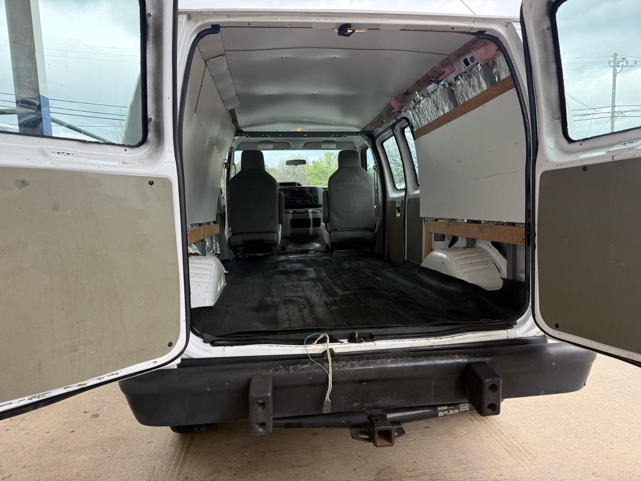 Ford Econoline Cargo Van E-250 Ext Commercial 2012
