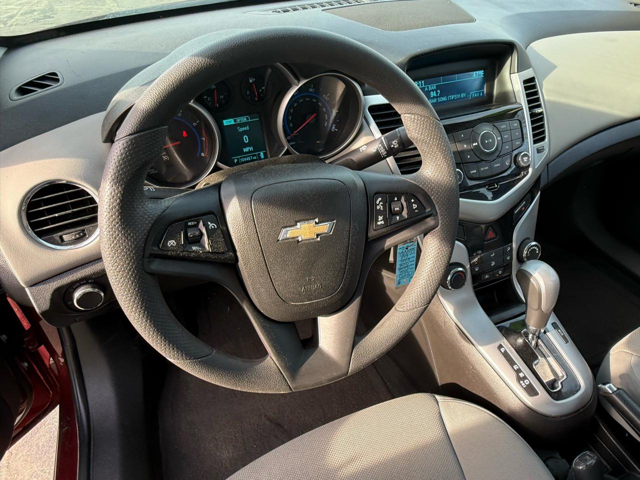 Chevrolet Cruze Limited 4dr Sdn Auto LT w/1LT 2016