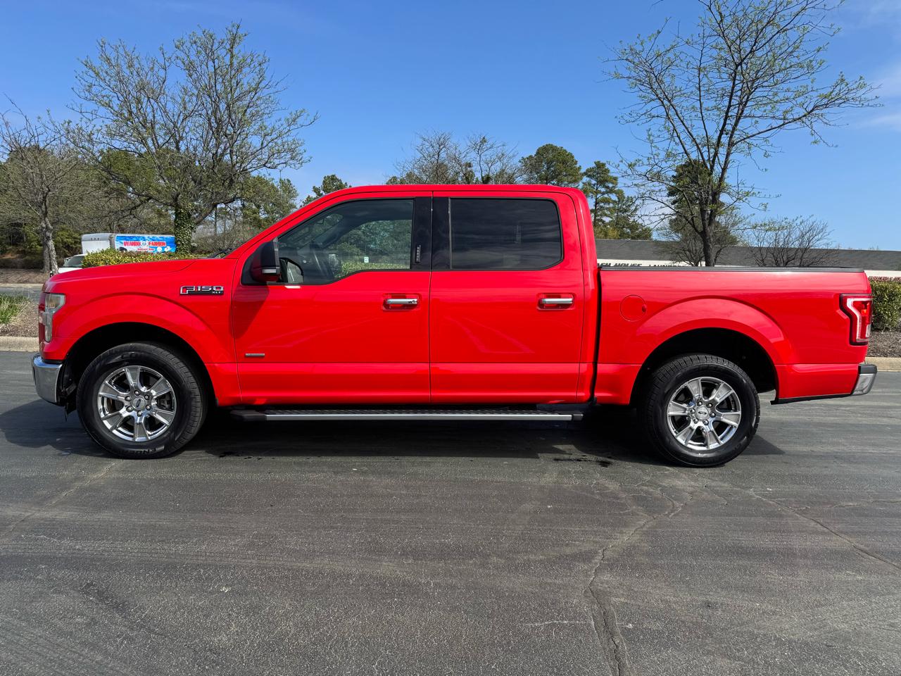 Ford F-150 2WD SuperCrew 157" Lariat 2015